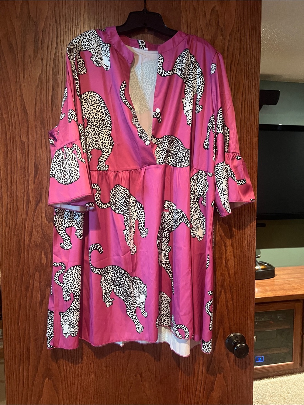 Fuchsia Leopard Print V-Neck Tunic Dress